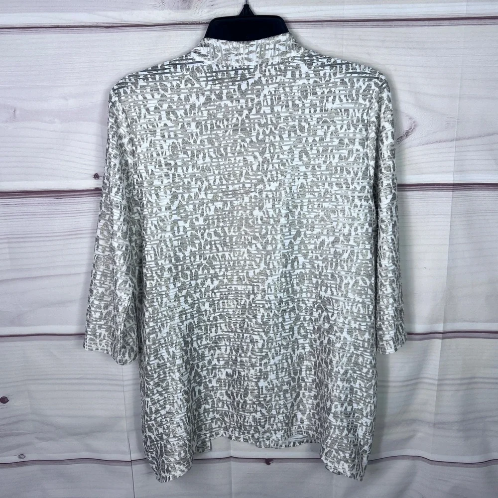 Chicos Travelers Jacket Womens 1 M Gold Leopard Print 3/4 Sleeve Open Front Knit
